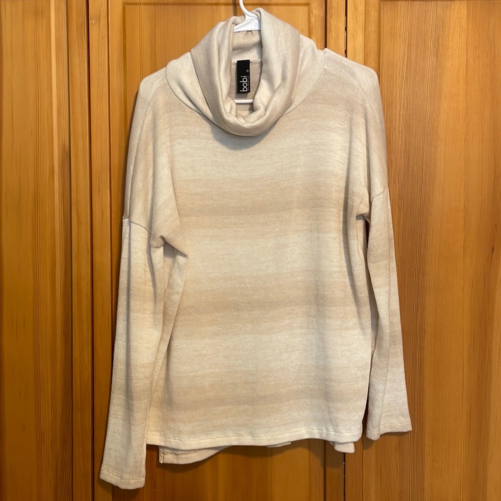 Ombré turtleneck sweater